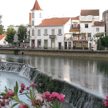 Tomarhousing - City Centre * Томар